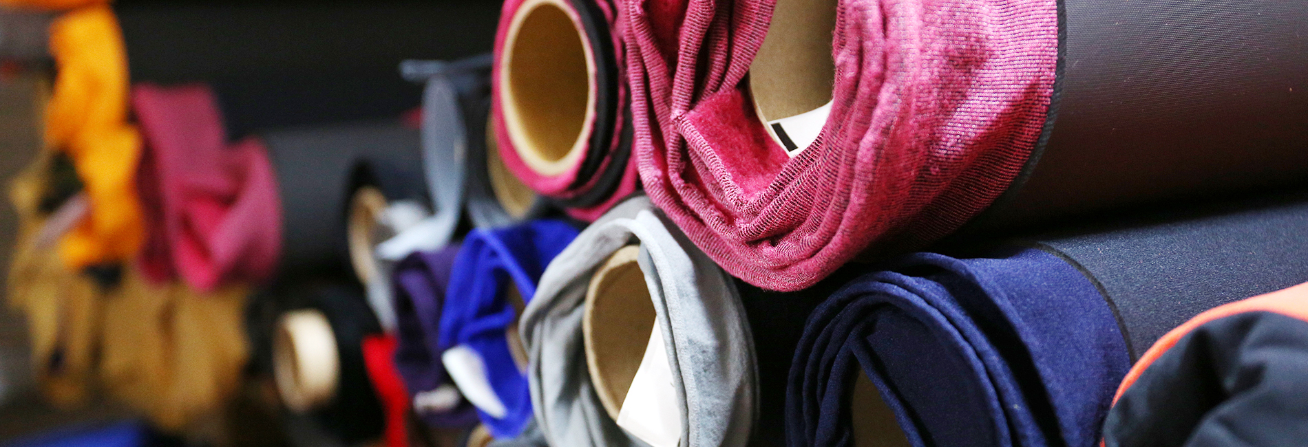 ウェットスーツメーカーFITSYSTEMSは、素材にこだわっています。